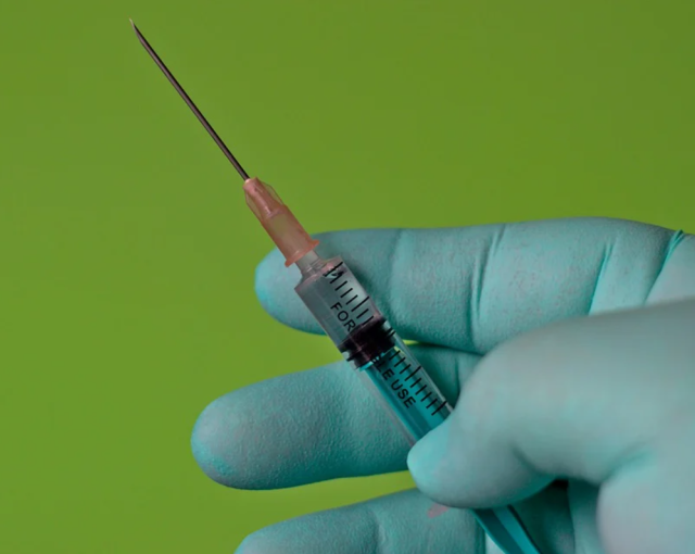 Калининградским предприятиям предлагается вакцинация по спискам