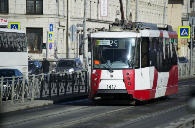 Кандидат на пост вице-губернатора Петербурга объяснил появление буквы Z на транспорте
