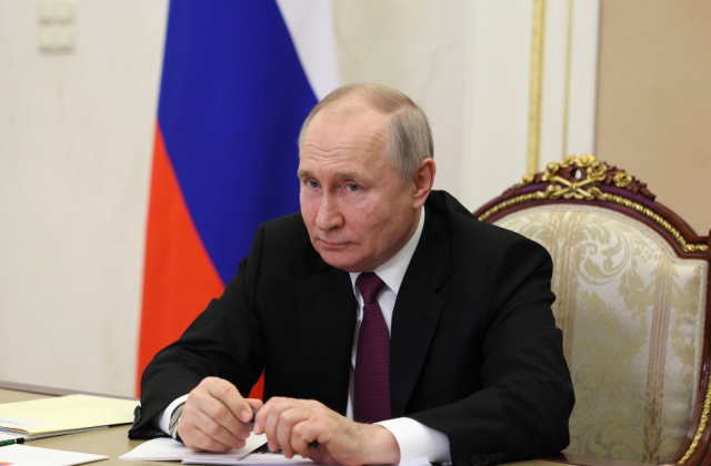 Путин признался мальчику из Новодвинска, что Дед Мороз главнее президента