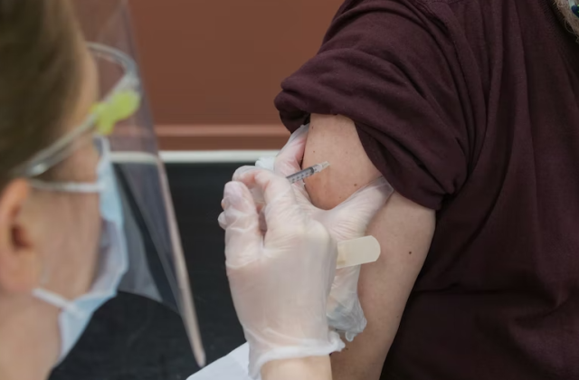 Пункты вакцинации от СOVID-19 в Калининграде приостановили работу из-за отсутствия вакцины