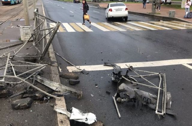 В Купчино водитель сбил двух пешеходов и скрылся
