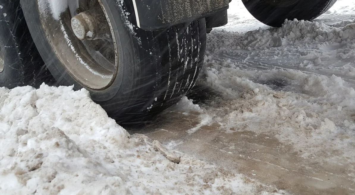 Мэрия Калининграда извинилась за плохую уборку улиц в снегопад