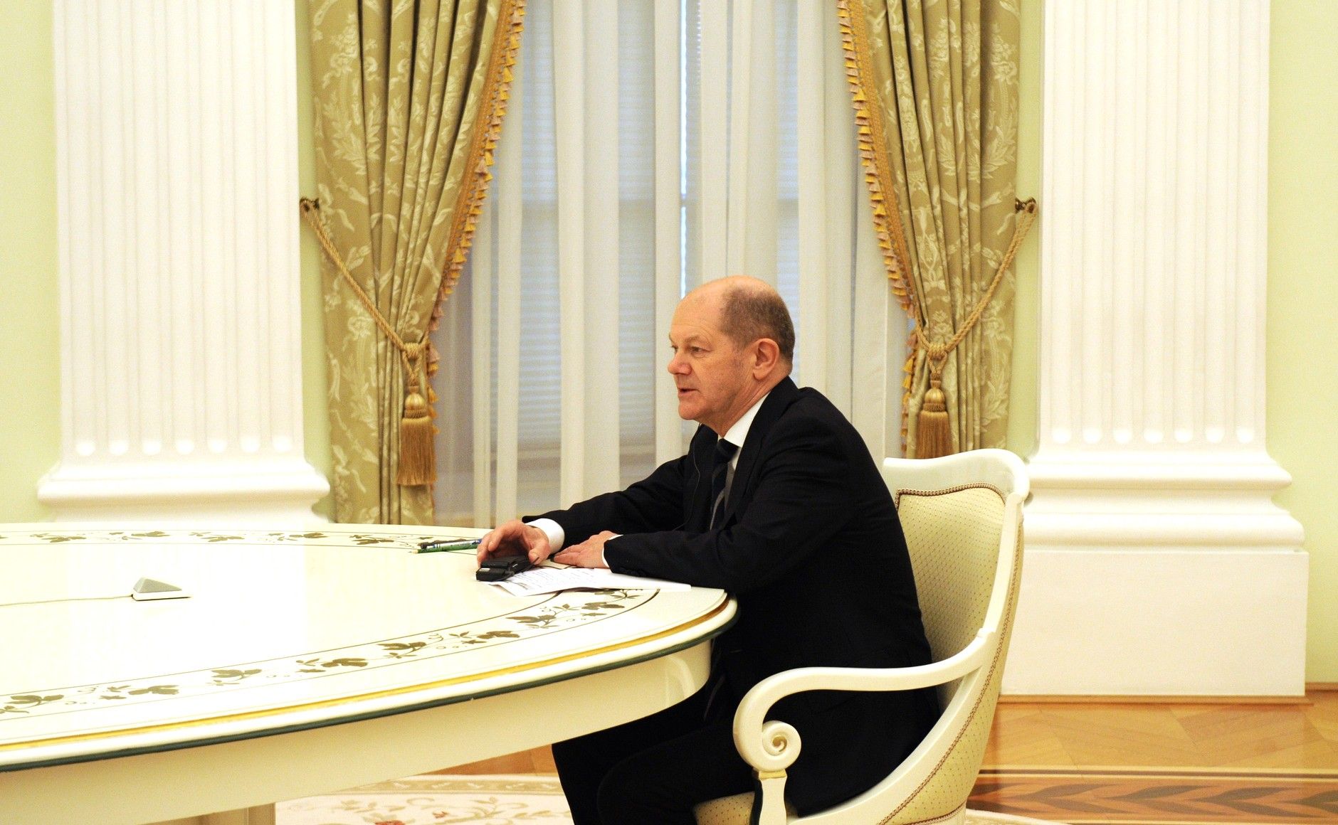 Посол Украины сравнил отказ Шольца ехать в Киев с игрой в «обиженную колбасу»