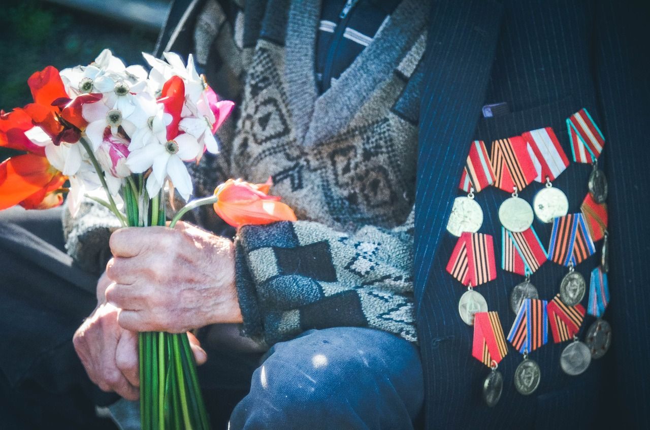 Петербуржцы напомнили Беглову об испортивших жизнь ветеранам распоряжениях