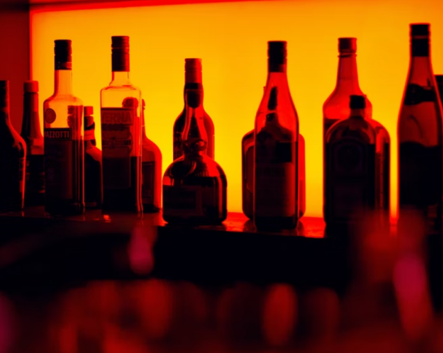 В День молодежи продажа алкоголя в Мурманской области будет запрещена