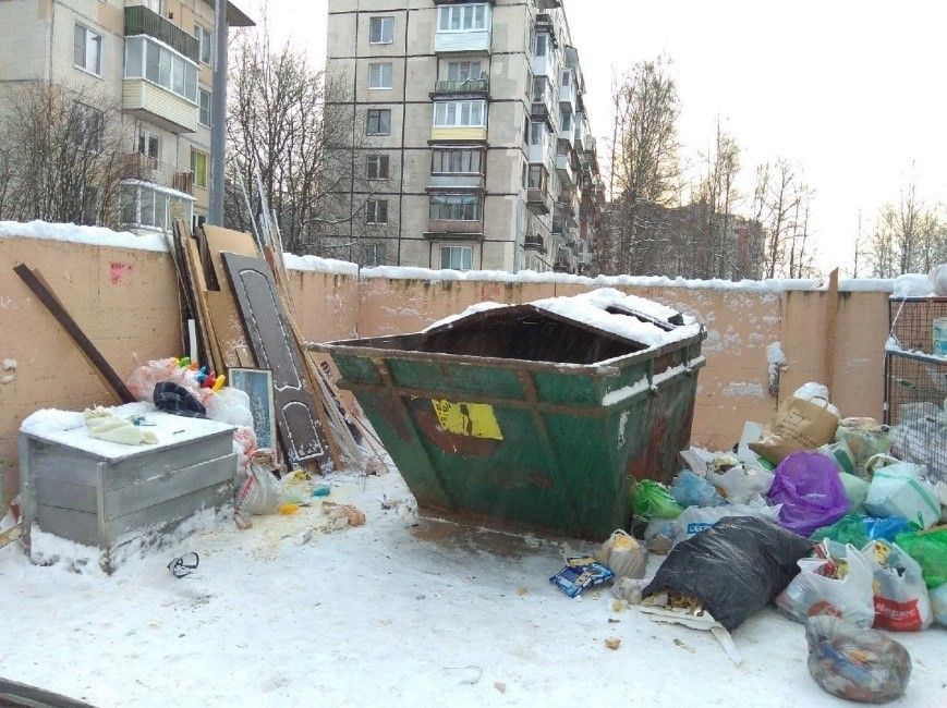 Проблема вывоза мусора в Петербурге остается актуальной после появления «тепловых карт»