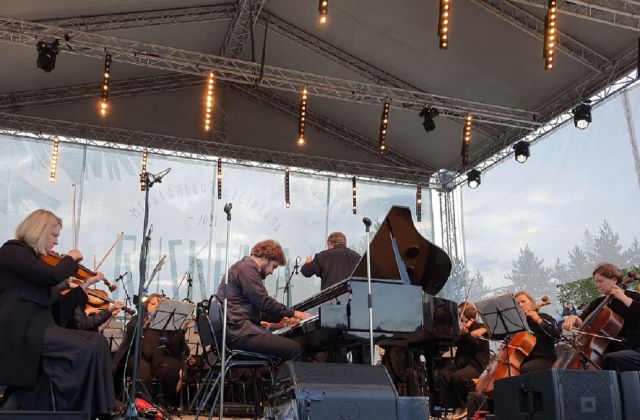 Музыкальный фестиваль Ruskeala Symphony в Карелии посетили почти 4 тыс. человек