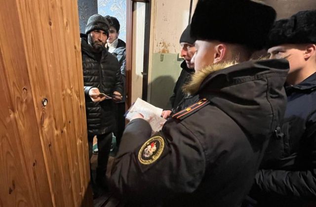 В Архангельске провели рейды по выявлению мигрантов-уклонистов