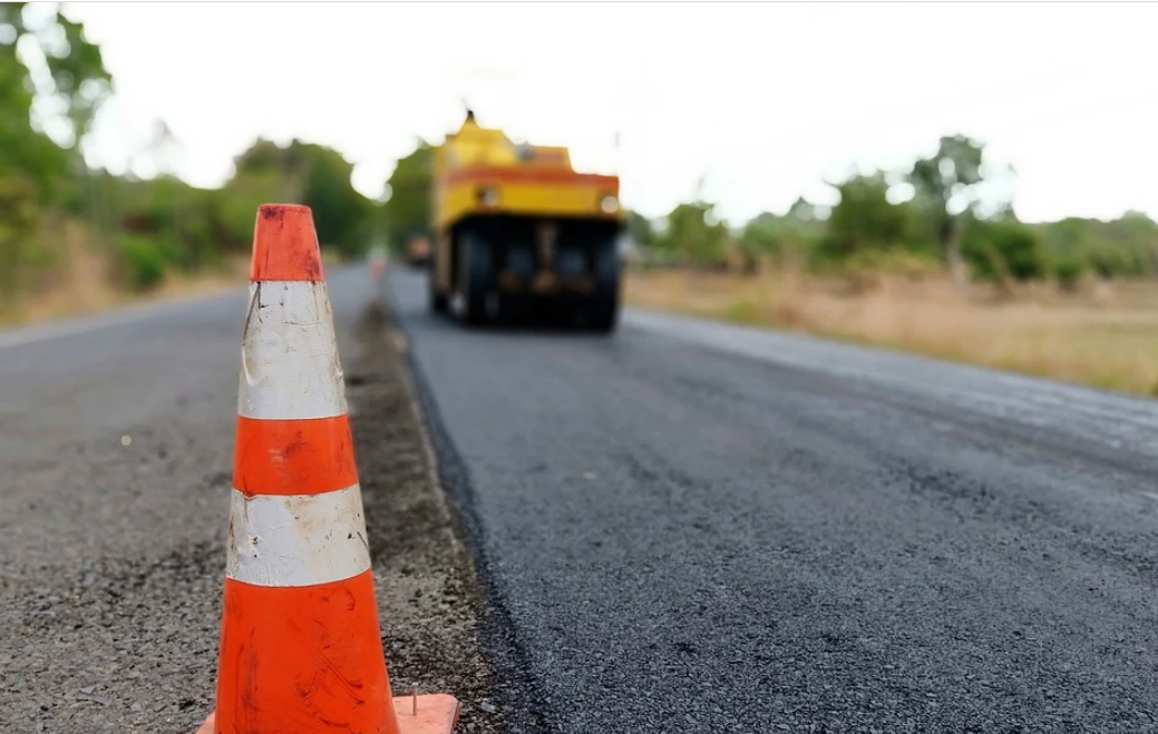 В Мурманской области ремонт дорог проводят новыми асфальтобетонными смесями