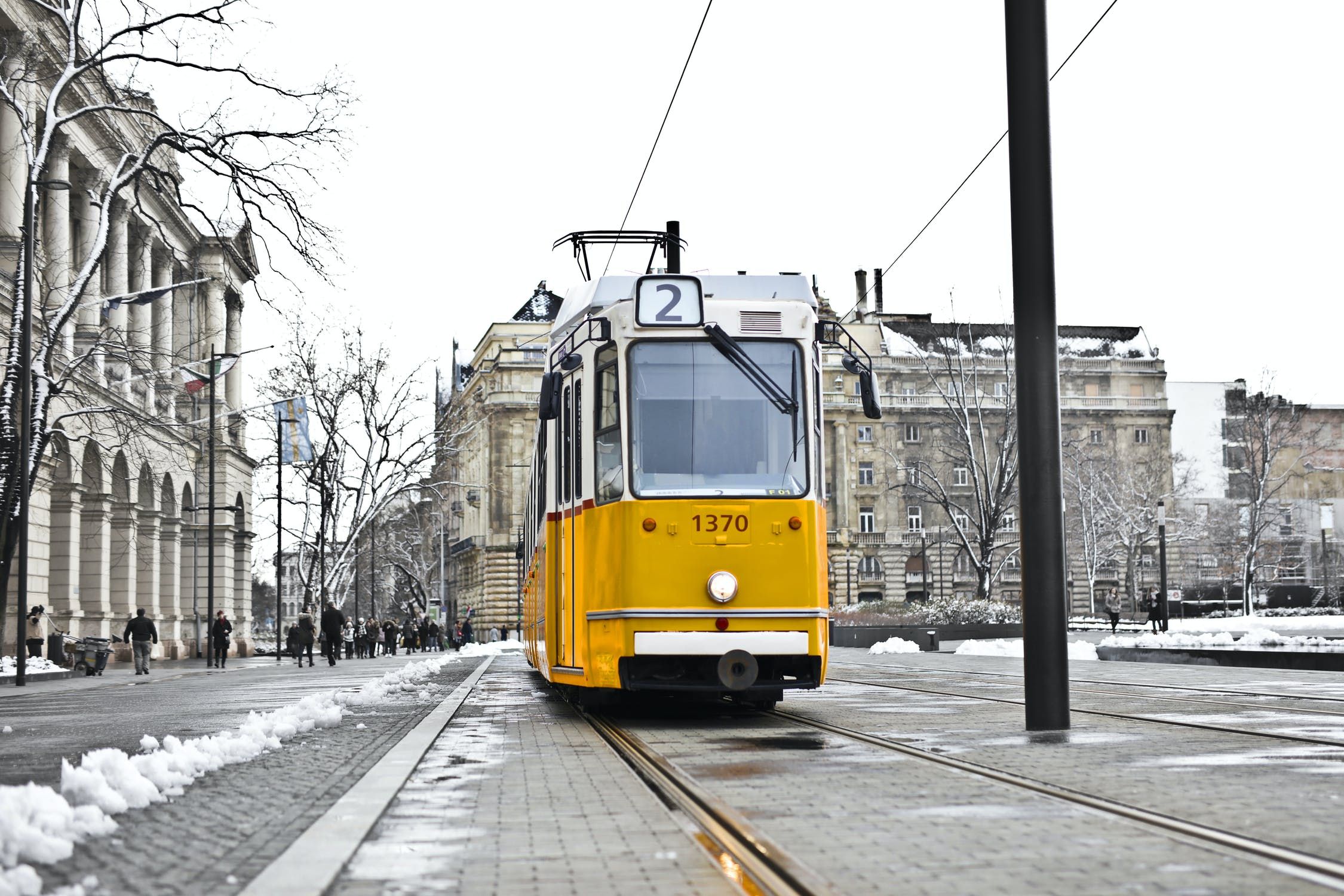 В Калининграде на Пролетарской уберут парковку и трамвайные рельсы