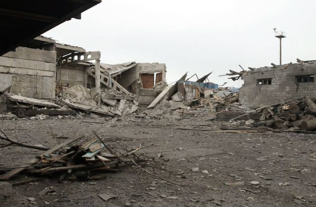 В сети появились кадры с результатами удара украинской «Точкой-У» по ферме в Запорожье