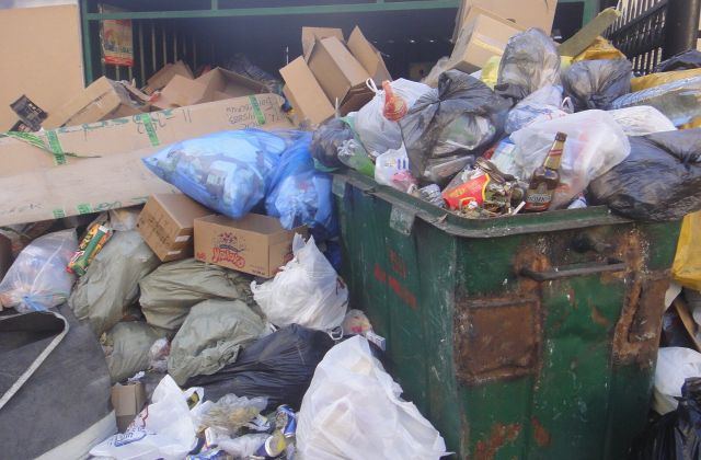 Петербург стал городом с самыми высокими тарифами на вывоз мусора