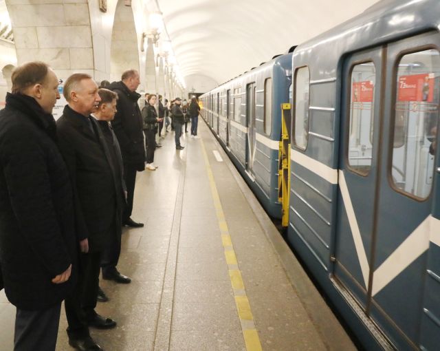 В Петербурге начали искать подрядчика для реконструкции вестибюля станции метро «Фрунзенская»