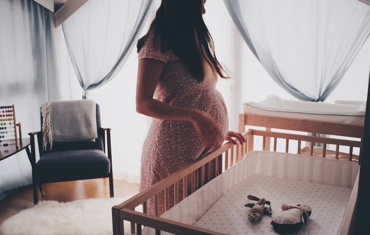Соцфонд принимает заявки на льготы для беременных в Мурманской области