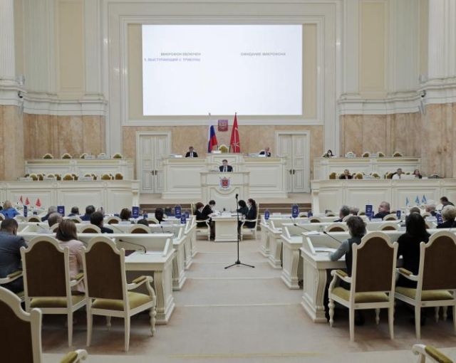 Петербургский парламент ожидает застой после переизбрания