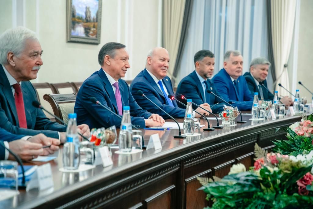 «Некомпетентный и неловкий» Беглов рассмешил администрацию Лукашенко