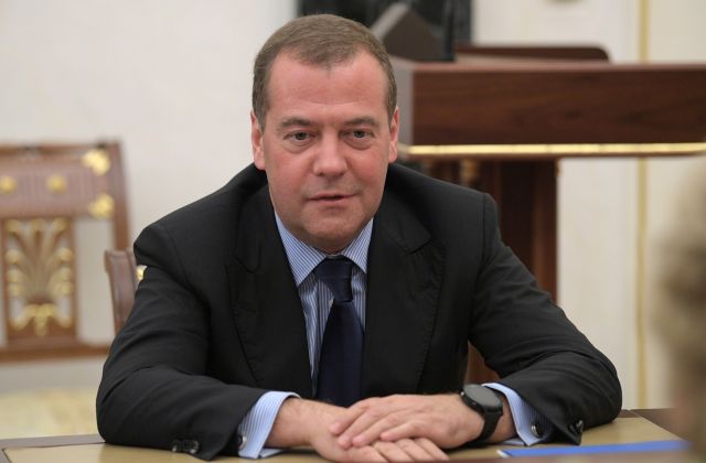 Медведев по пунктам разобрал, что дальше будет делать Зеленский