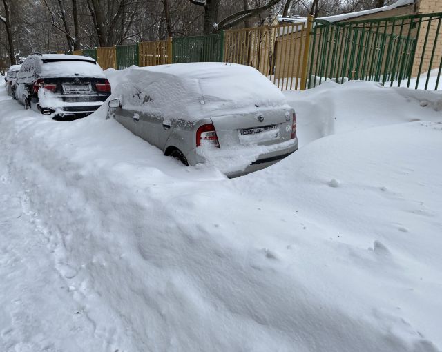 Вольский: проблема с неубранным снегом в Петербурге началась, когда Беглов стал врио губернатора